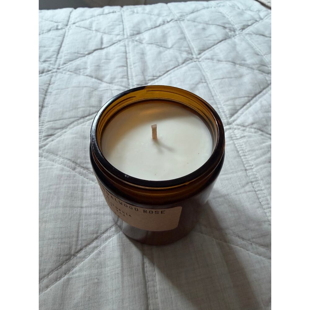 NEW P.F. Candle Soy Candle - Sandalwood Rose 7.2 oz - Picture 6 of 6
